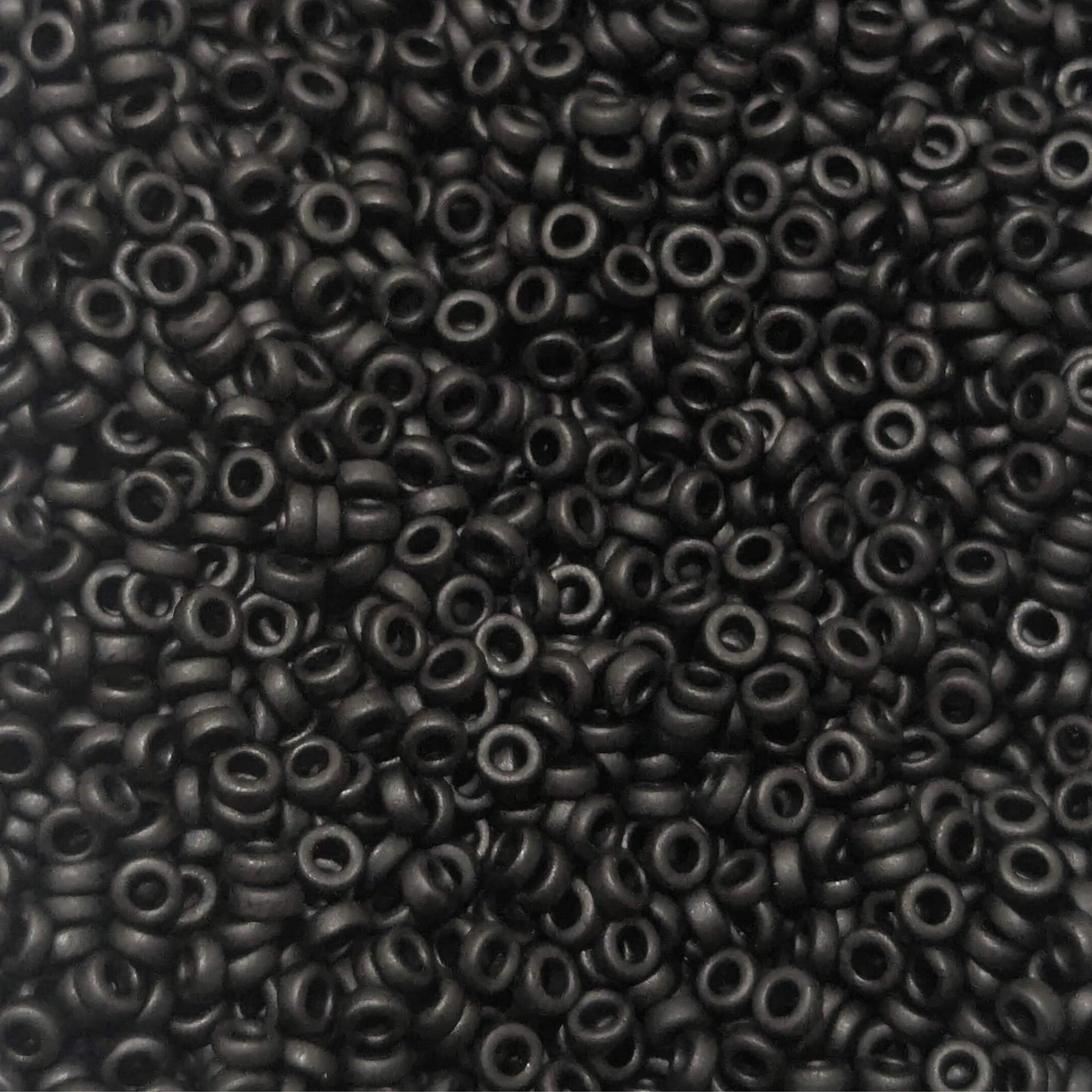 Distanciadores Miyuki 2,2 mm x 1,3 mm Matte Black - Col. 401F