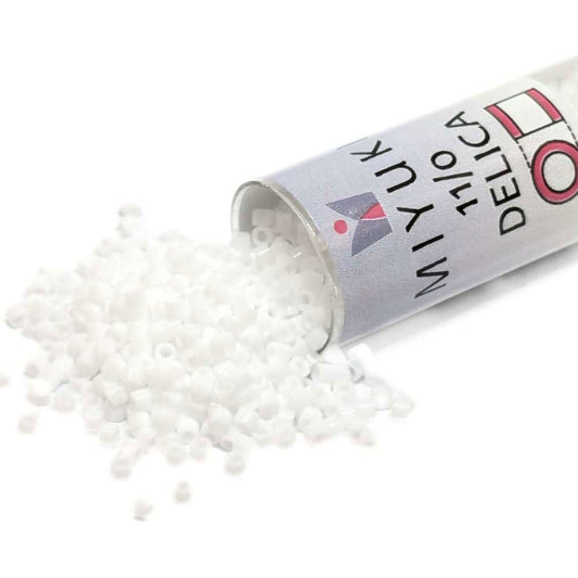 DB0200 Tubo Miyuki Delica 11/0 Opaque White 7,2gr  - Miyukilandia