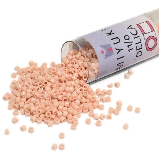 DB0206 Tubo Miyuki Delica 11/0 Opaque Salmon 7,2gr. -  