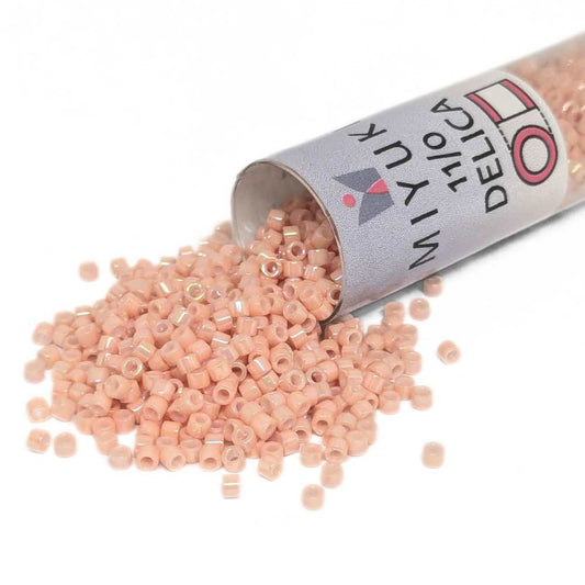 DB0207 Tubo Miyuki Delica 11/0 Opaque Peach Luster 7,2gr  - Miyukilandia