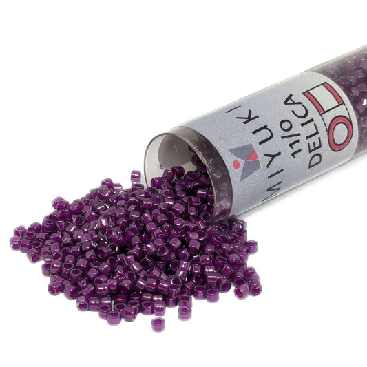 DB0281 Tubo Miyuki Delica 11/0 Lined Pale Magenta Luster 7,2gr  - Miyukilandia