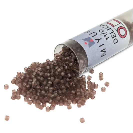 DB0772 Tubo Miyuki Delica 11/0 Dyed Matte Transparent Beige 7,2gr  - Miyukilandia