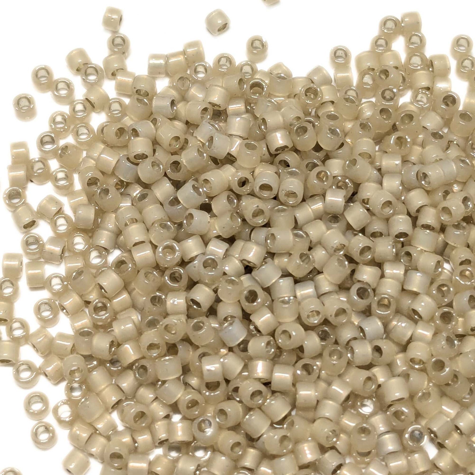 Miyuki delica db1458 silver lined honey opal