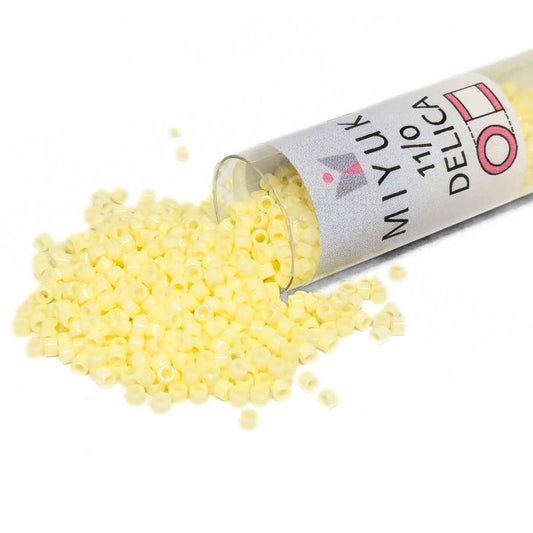 DB1491 Tubo Miyuki Delica 11/0 Opaque Pale Yellow 7,2gr. -  
