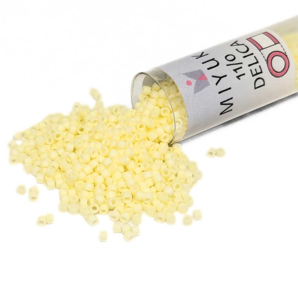 DB1511 Tubo Miyuki Delica 11/0 Matte Opaque pale Yellow 7,2gr. -  