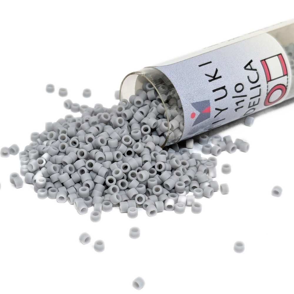 DB1589 Tubo Miyuki Delica 11/0 Matte Opaque Gost Gray 7,2gr. -  