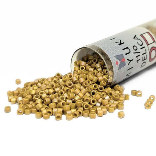 DB2303 Tubo Miyuki Delica 11/0 Frost Opaque Glaze Rainbow Pistacho 7,2gr  - Miyukilandia