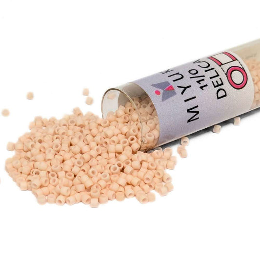 DB2351 Tubo Miyuki Delica 11/0 Duracoat Opaque French Vanilla 7,2gr  - Miyukilandia