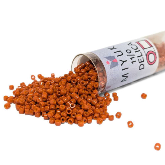 DB2352 Tubo Miyuki Delica 11/0 Opaque Dark Cranberry 7,2gr  - Miyukilandia