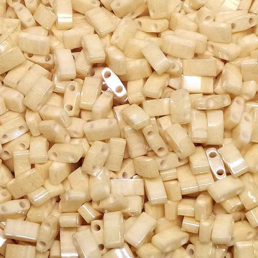Miyuki Half-Tila - 2,5mm 2 gr. Lt. Caramel Ceylon  - Miyukilandia