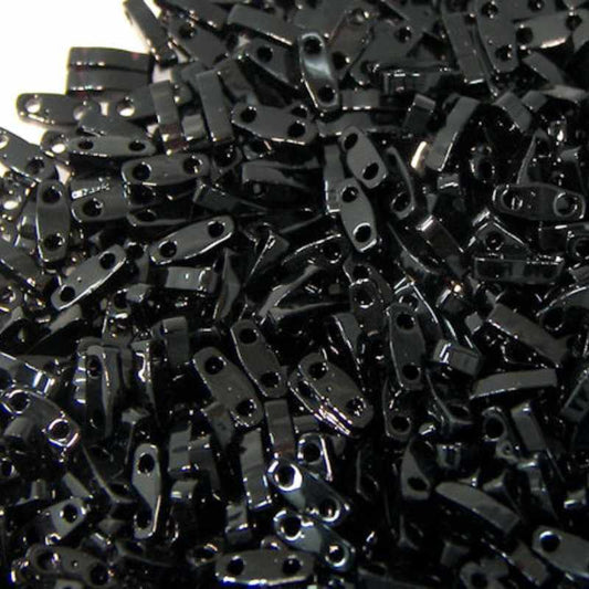 Miyuki Quarter-Tila - 5x1,2x1,9mm - 1 gr. - Opaque Black  - Miyukilandia