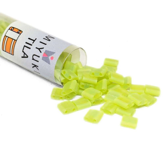 Miyuki Tila 143FR - Matte Transparent Chartreuse - Tubo 7,2gr. - comprar miyuki tila abalorios 