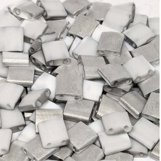 Miyuki Tila 5mm pack de 2 gr. - Czech Coating Matte Labrador  - Miyukilandia