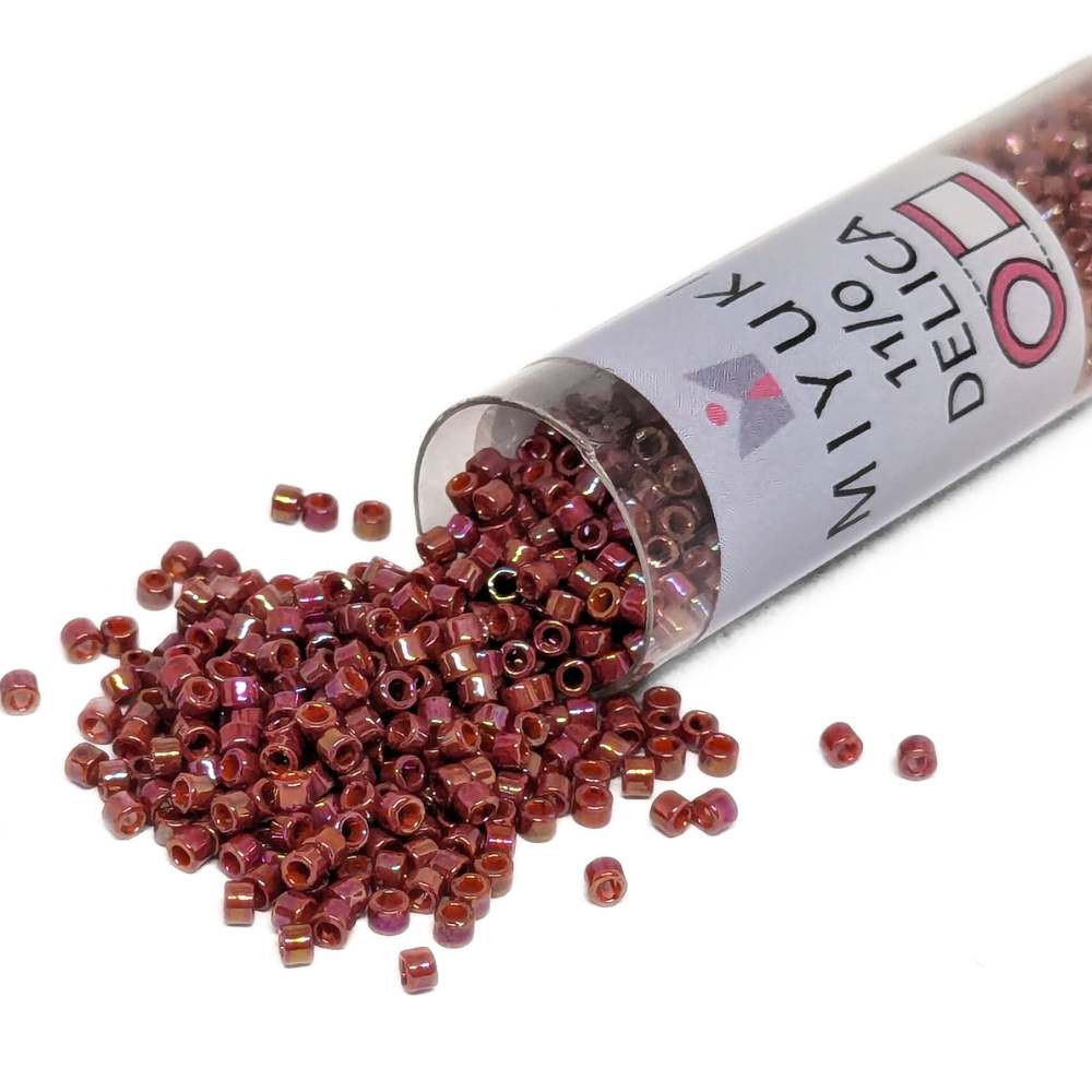 DB2275 Miyuki Delica 11/0 Frosted Opaque Glaze Dark Red 7,2gr.