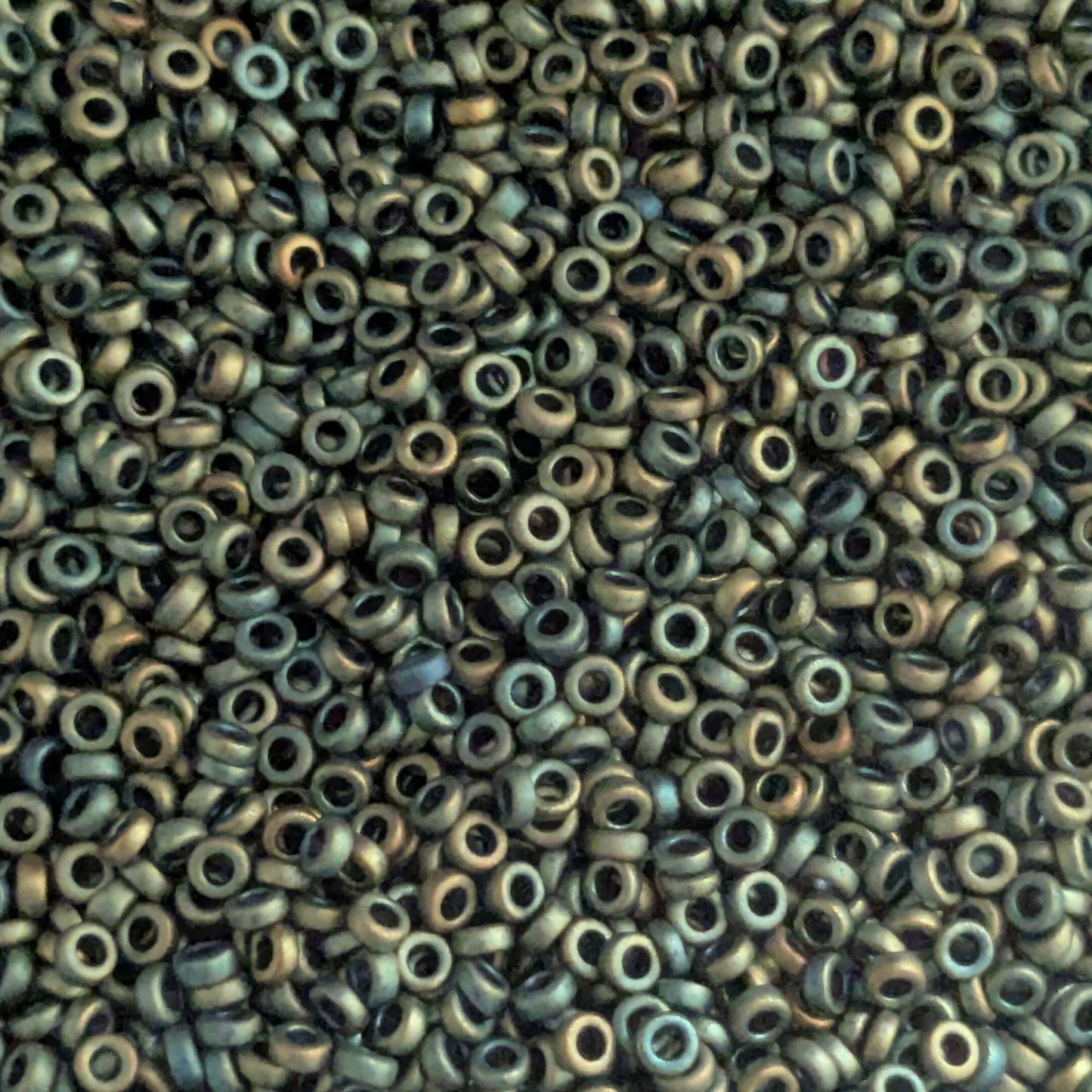 miyuki spacers 2,2mm patina iris